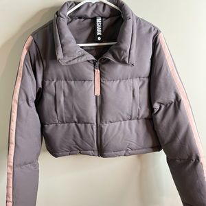 Gymshark Cropped Puffer Jacket